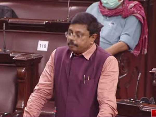 सरकारी कार्यालयों में एसटी का मात्र 6 फीसदी प्रतिनिधित्व : तृणमूल सांसद